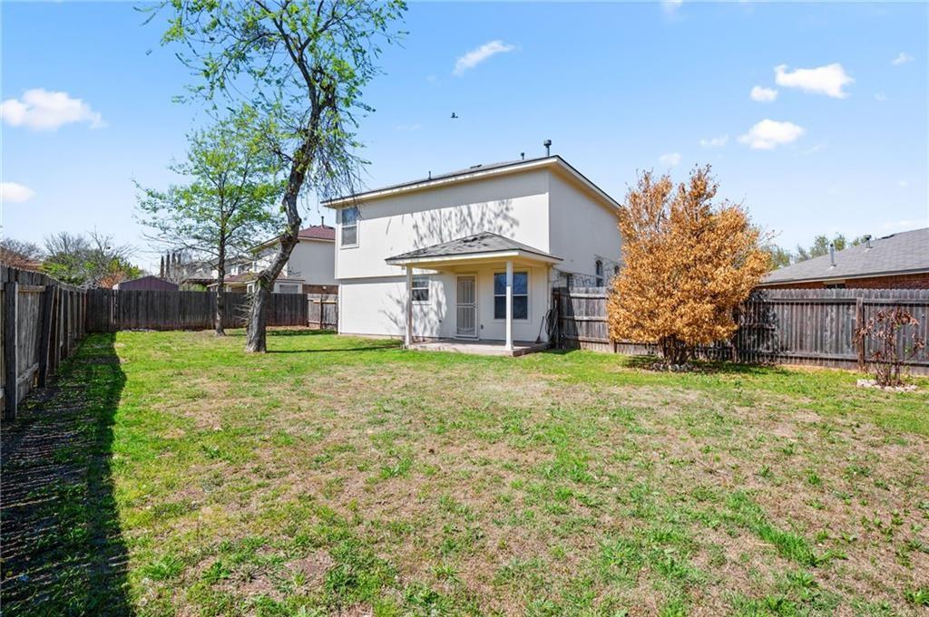 1825 Golden Sunrise Ln Property Photo 18