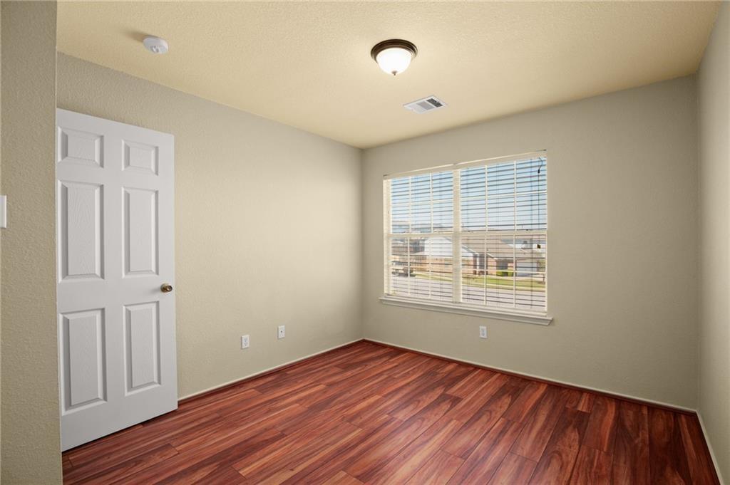 1825 Golden Sunrise Ln Property Photo 25