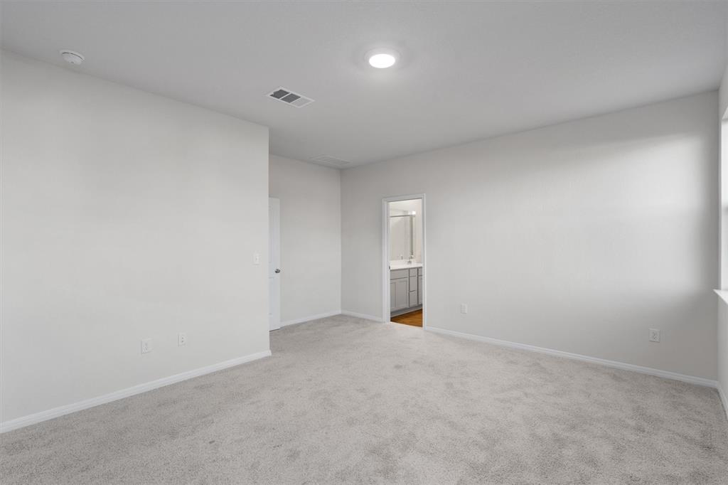 221 Charles Trl Property Photo 13