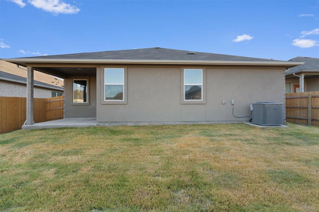 221 Charles Trl Property Photo 32