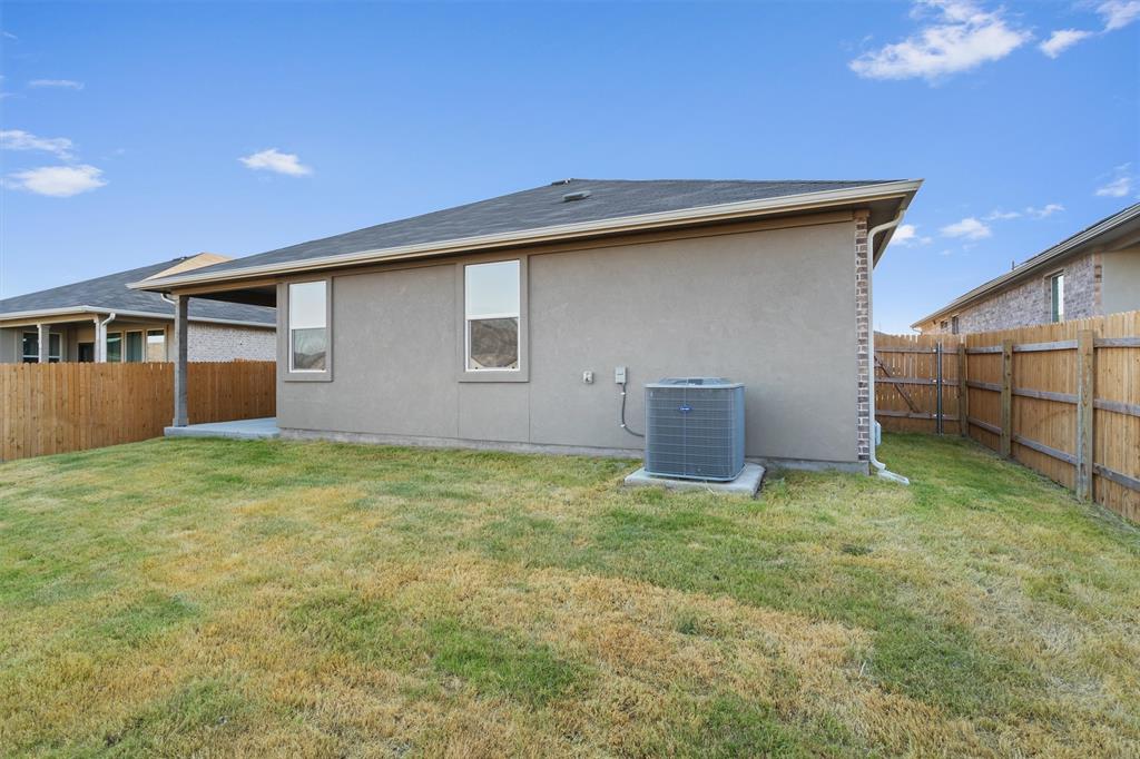 221 Charles Trl Property Photo 33