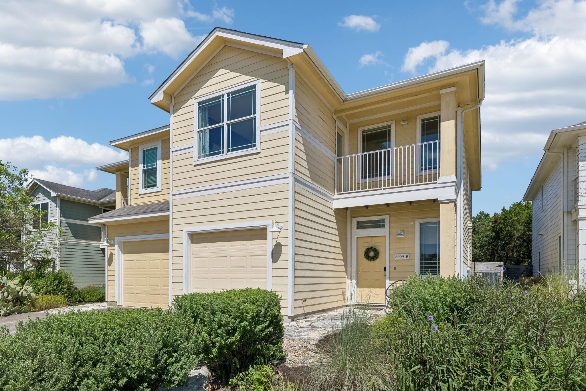 8909 Mountain Shadows Cv #b Property Photo 1