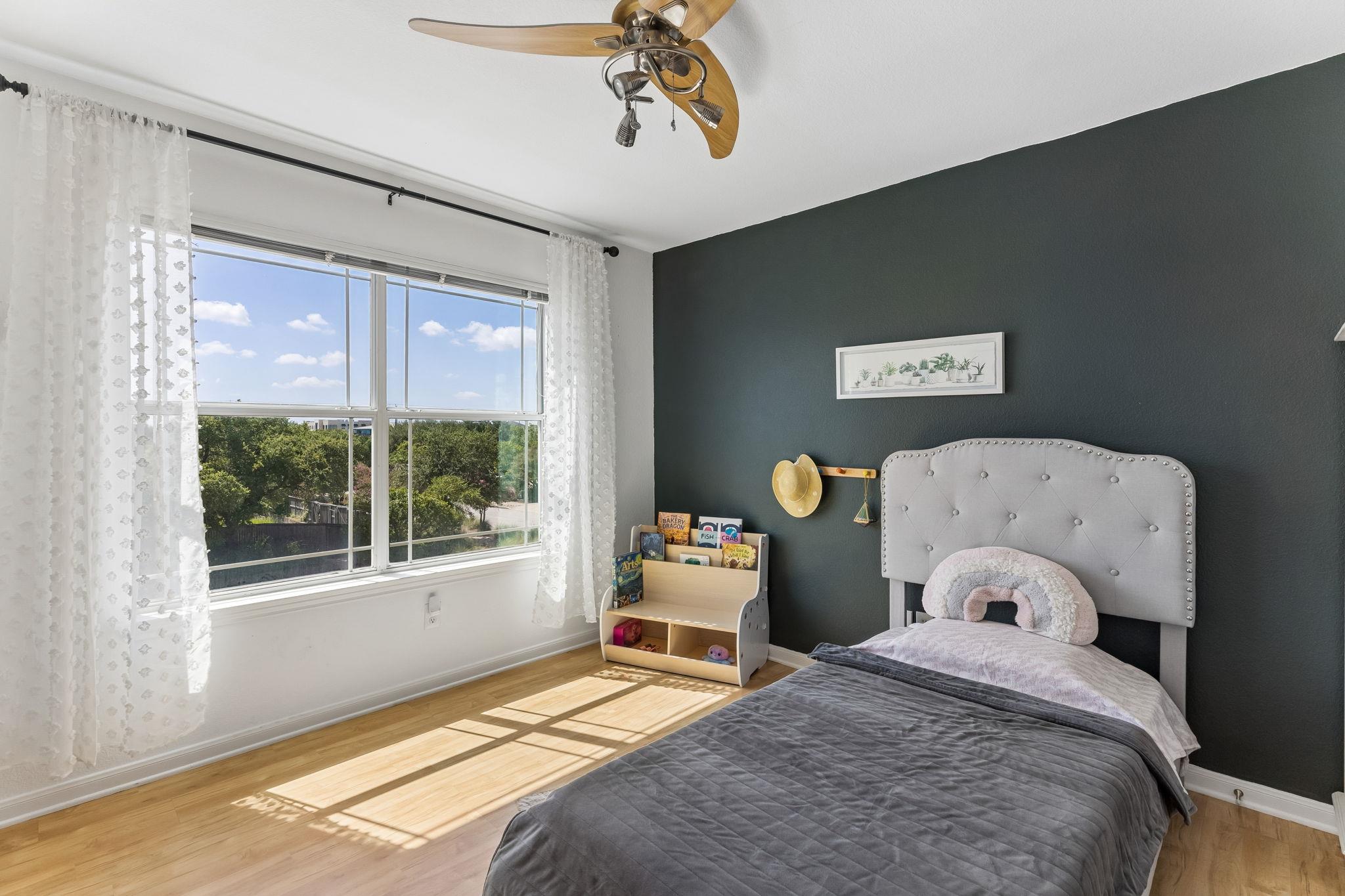 8909 Mountain Shadows Cv #b Property Photo 13