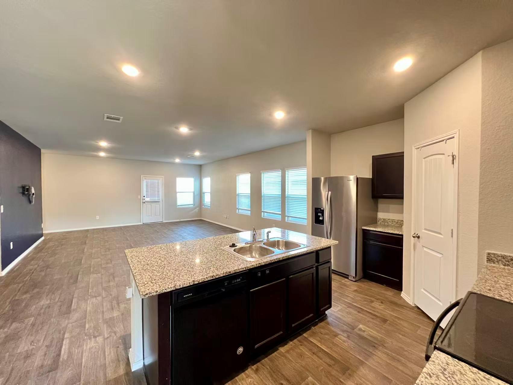 15112 Siberian Elm Ln Property Photo 4