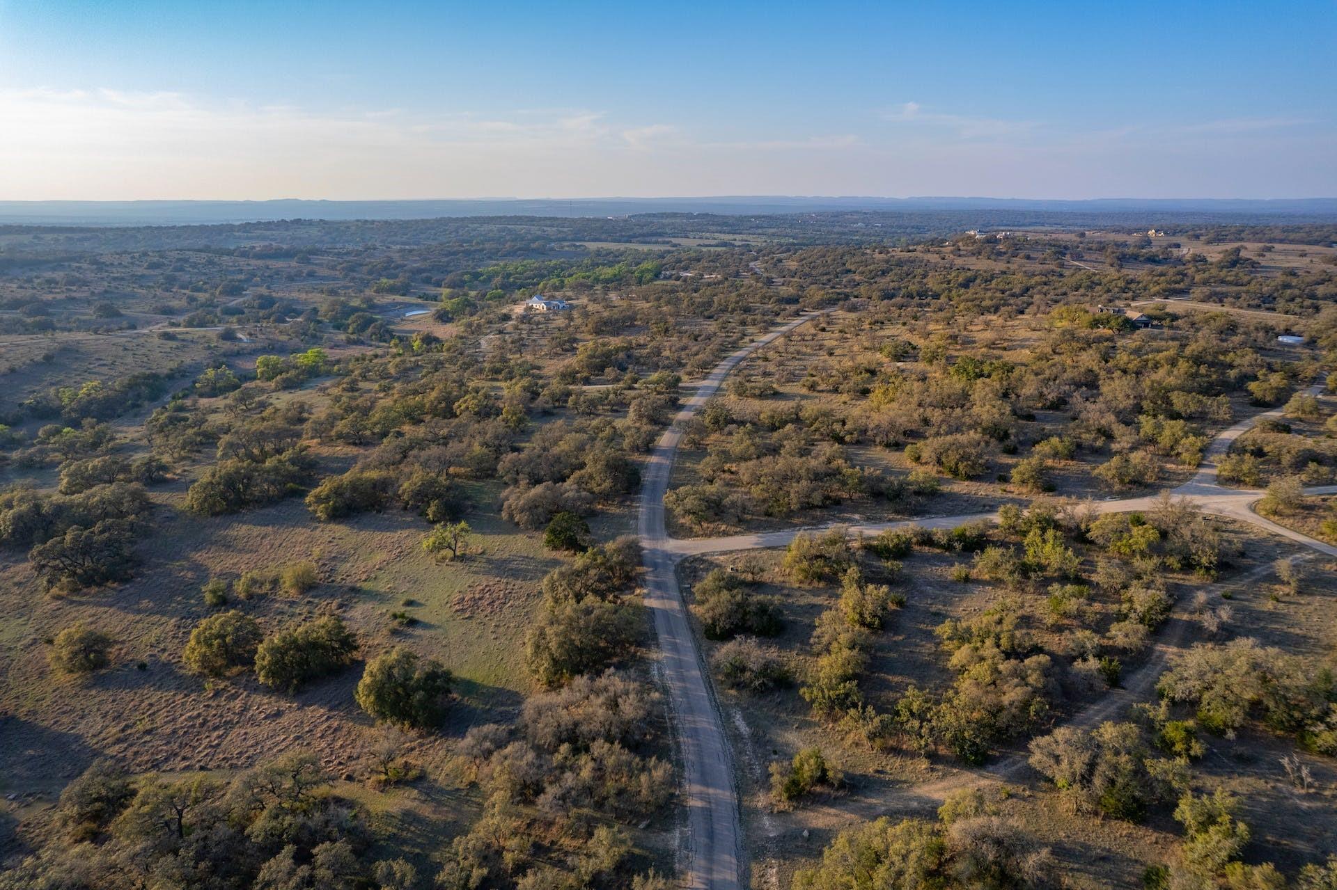 343 Cattle Creek Dr Property Photo 6