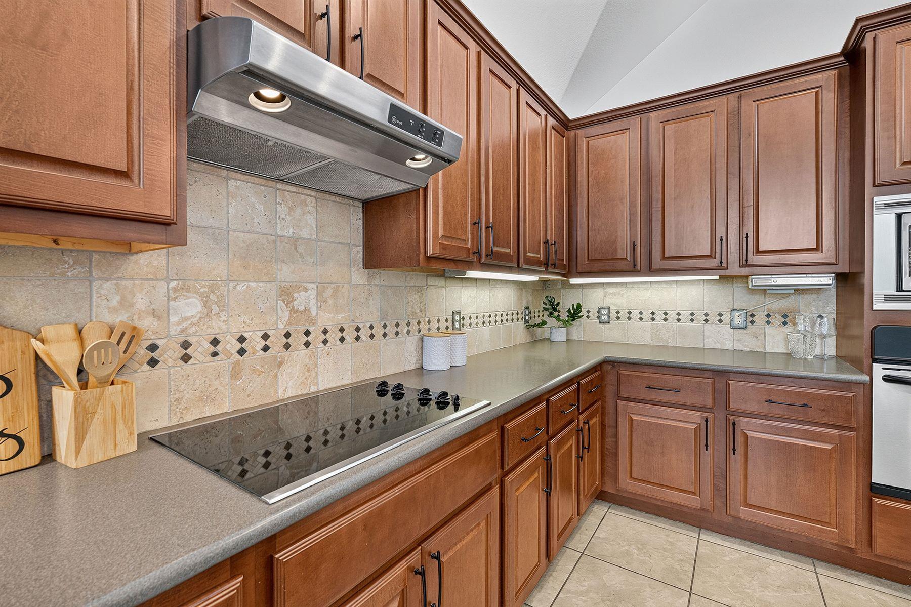 1349 River Forest Dr Property Photo 10