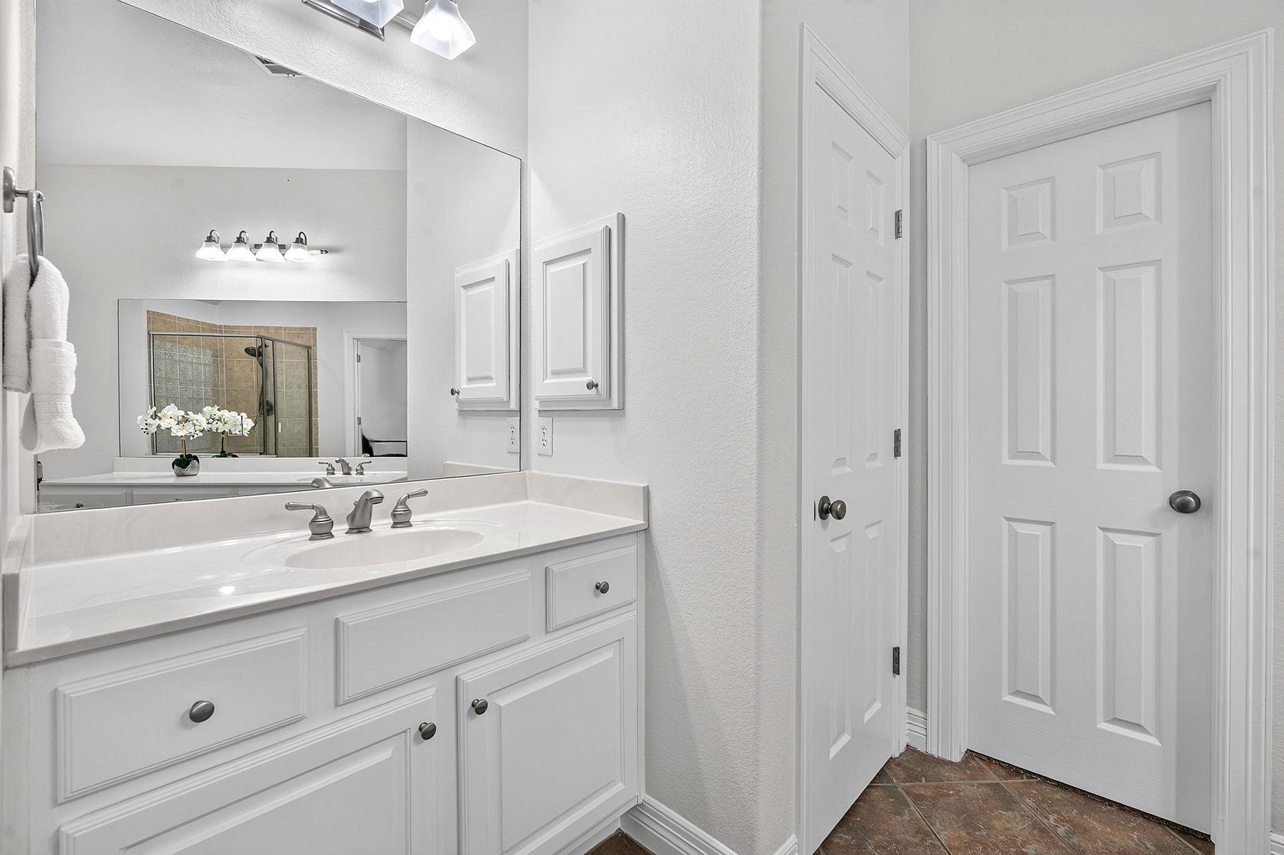 1349 River Forest Dr Property Photo 23