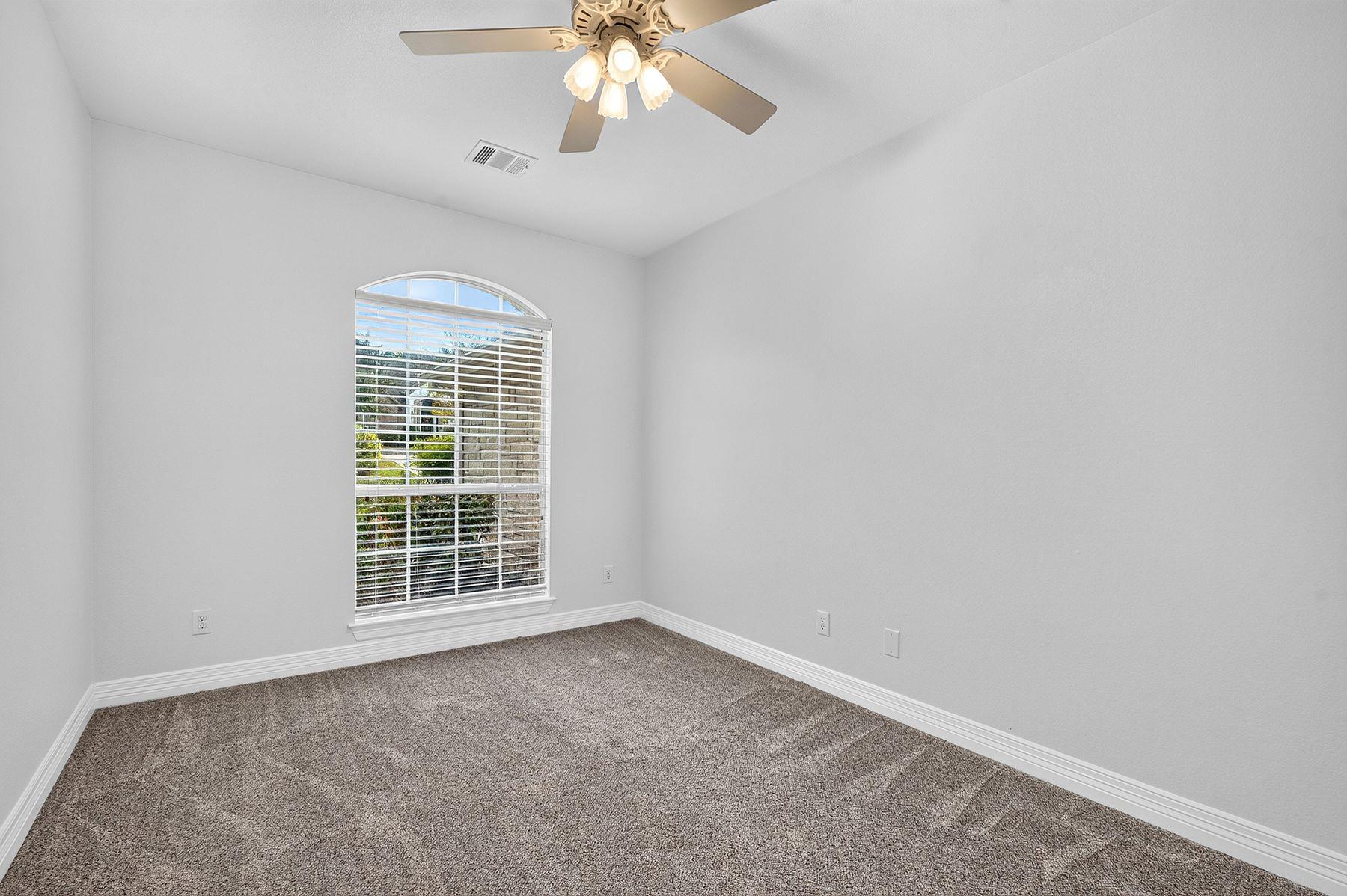 1349 River Forest Dr Property Photo 28