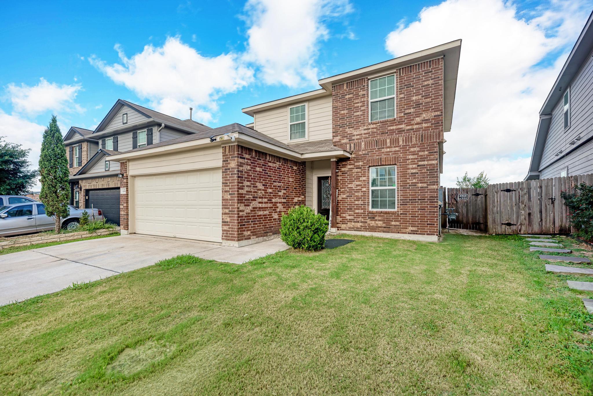 5040 Irvine Ln Property Photo 1
