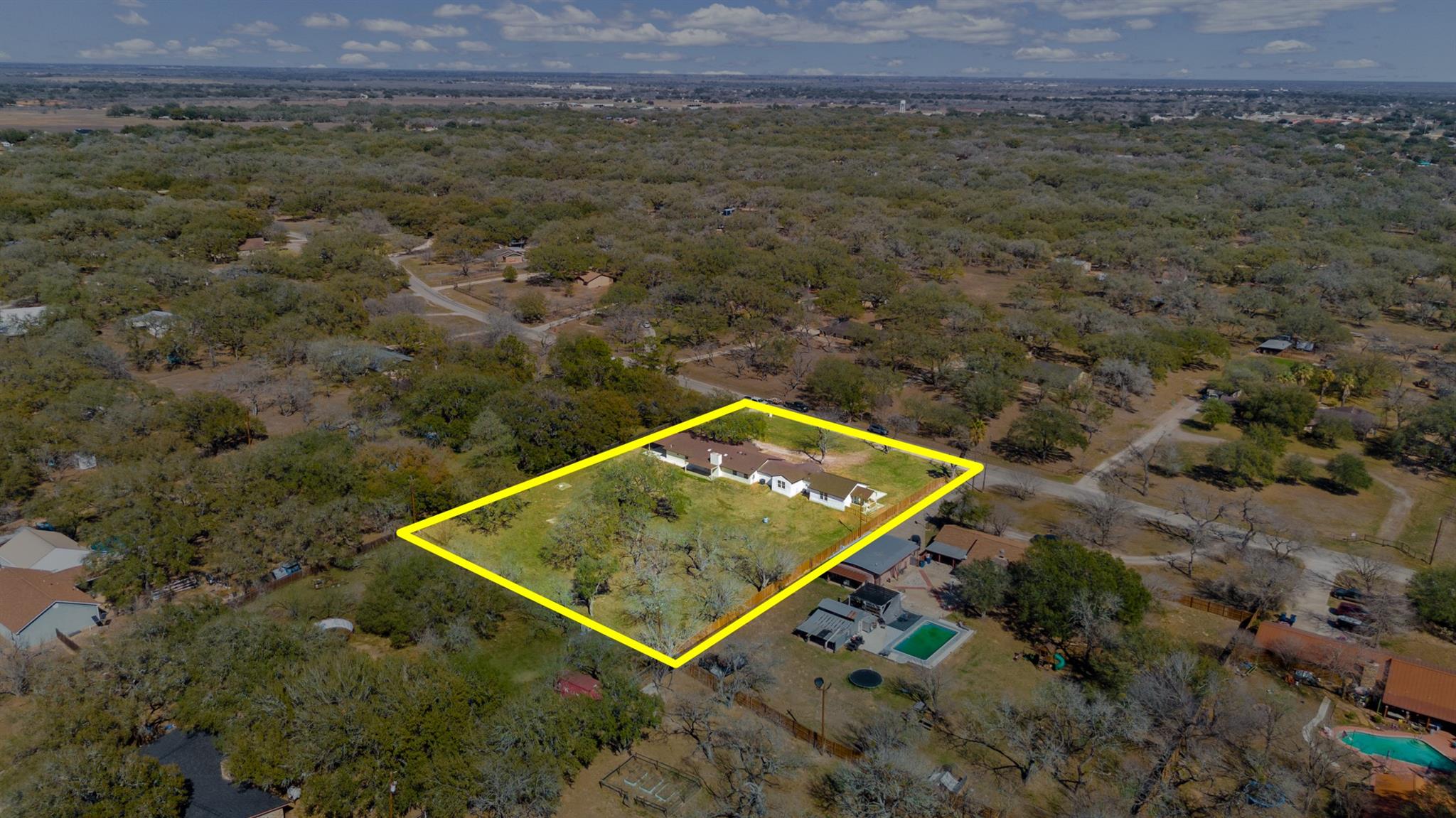 113 Crestline Dr Property Photo 40