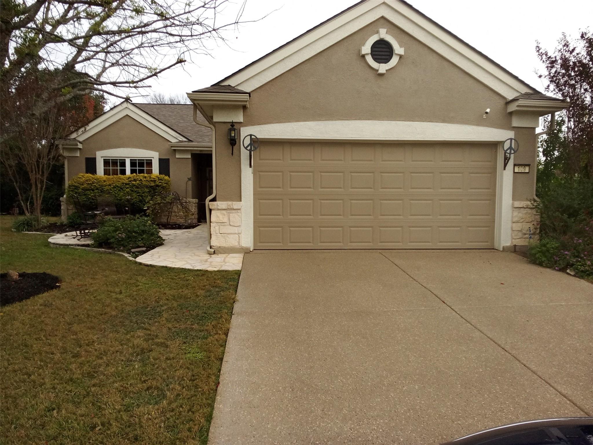 109 Rushmore Cv Property Photo