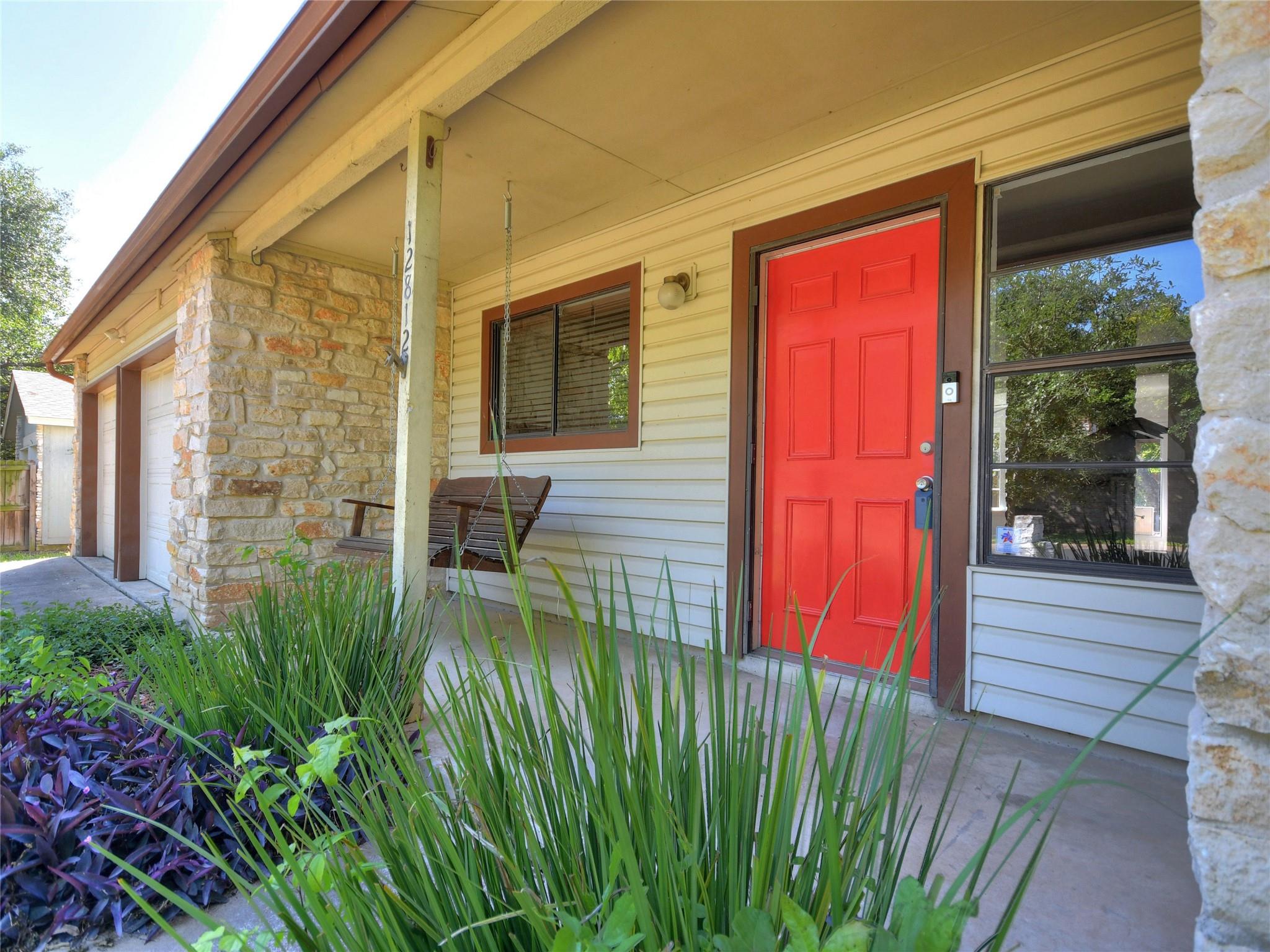 12812 Esplanade St Property Photo 5