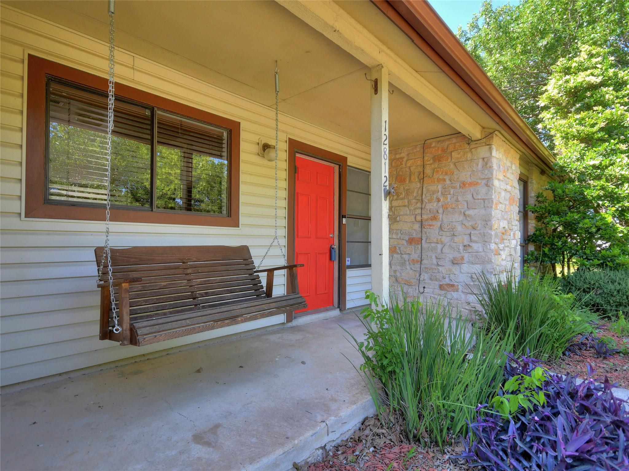 12812 Esplanade St Property Photo 6