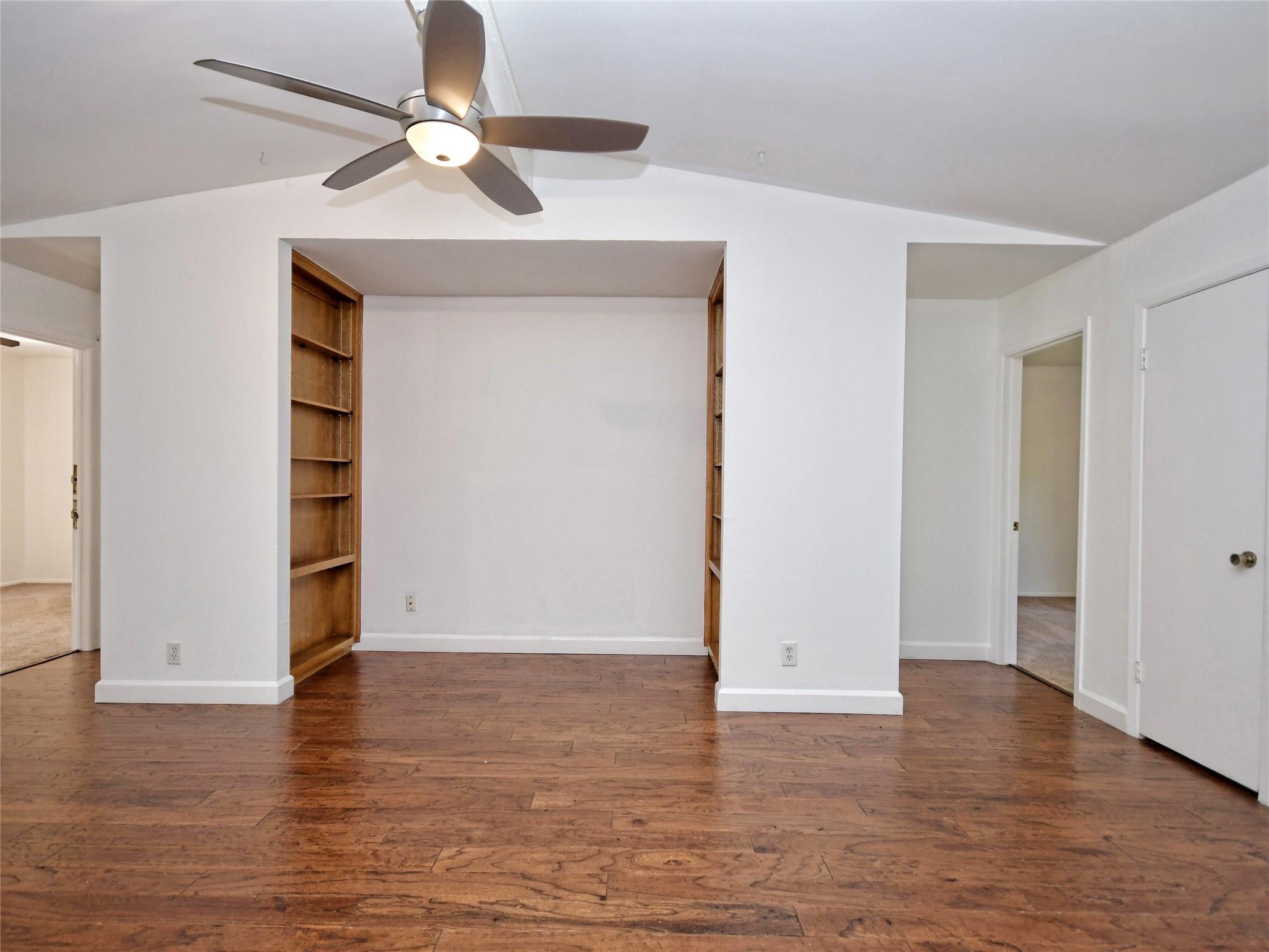 12812 Esplanade St Property Photo 10