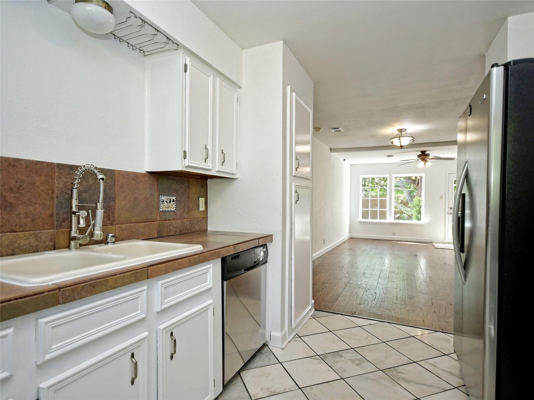 12812 Esplanade St Property Photo 13