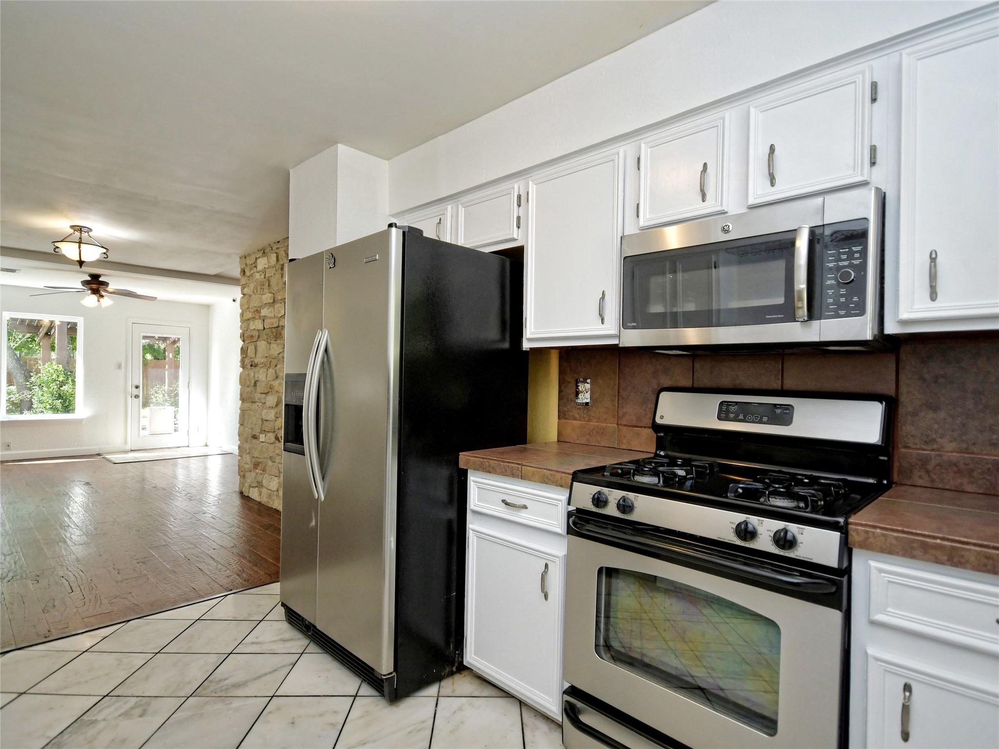 12812 Esplanade St Property Photo 14