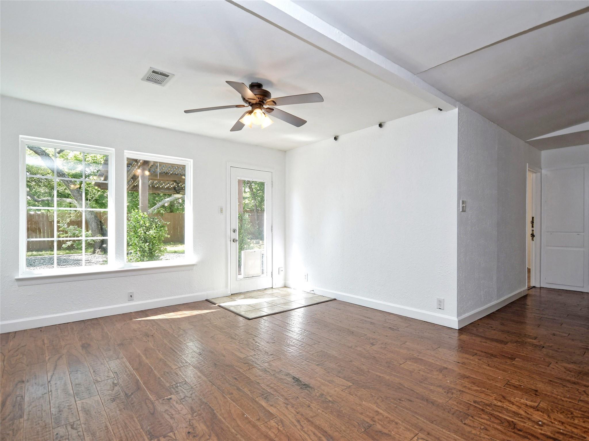 12812 Esplanade St Property Photo 15