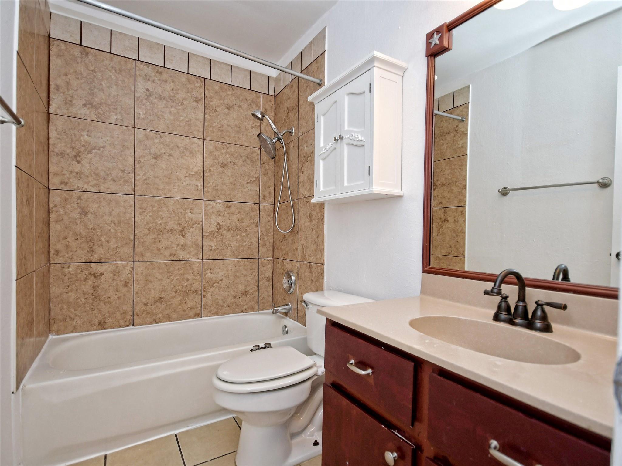 12812 Esplanade St Property Photo 21