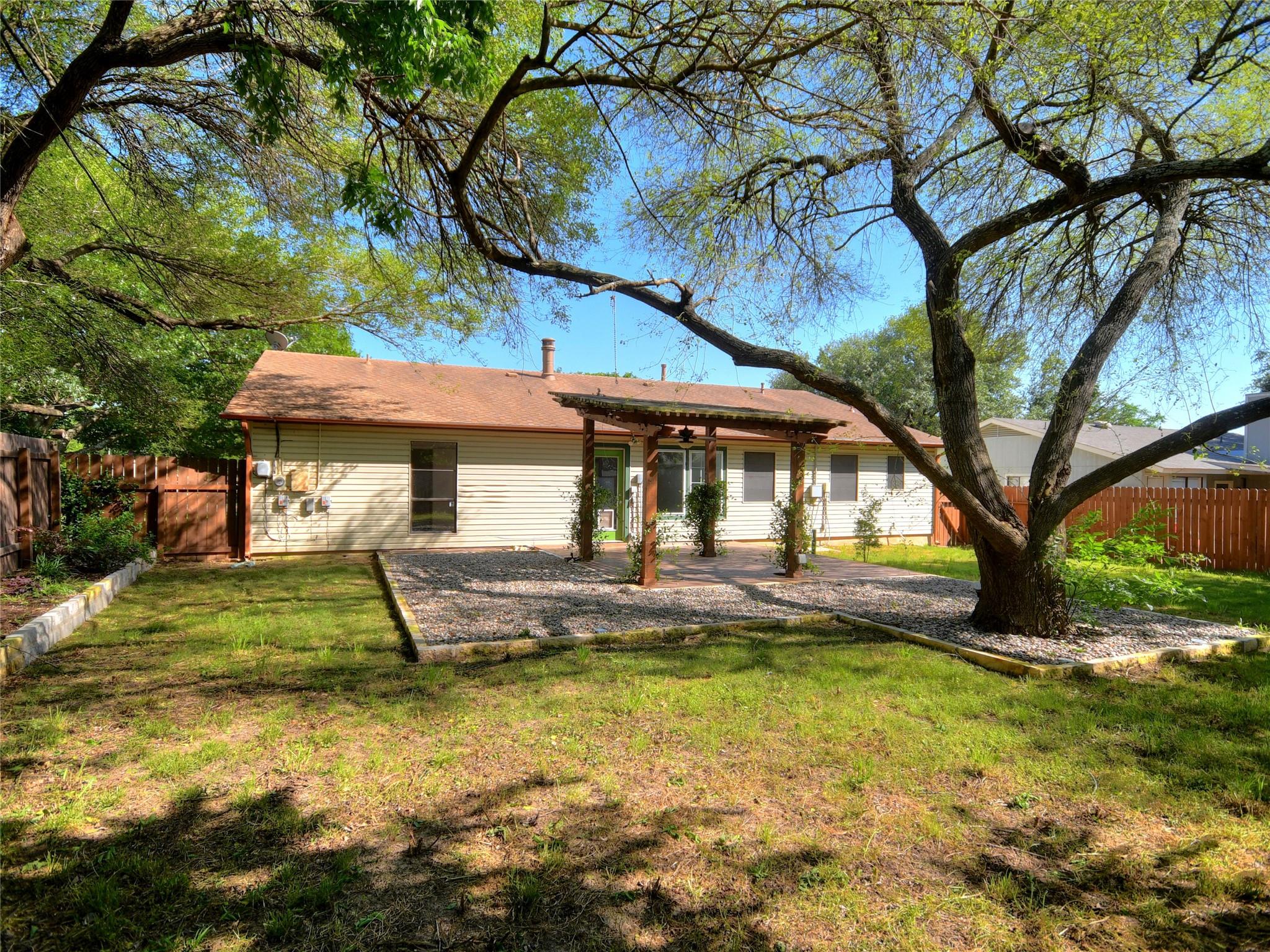 12812 Esplanade St Property Photo 25