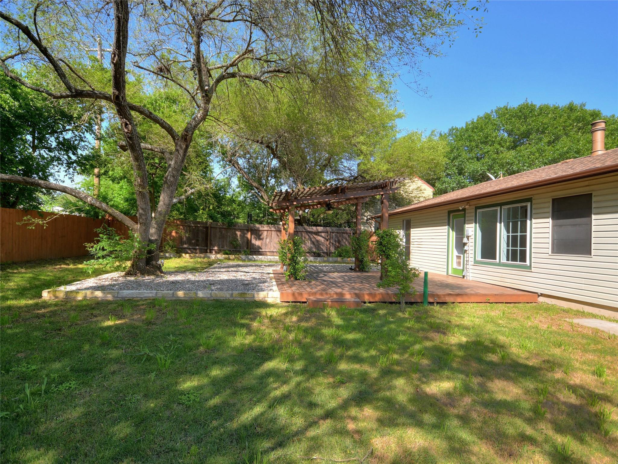 12812 Esplanade St Property Photo 27