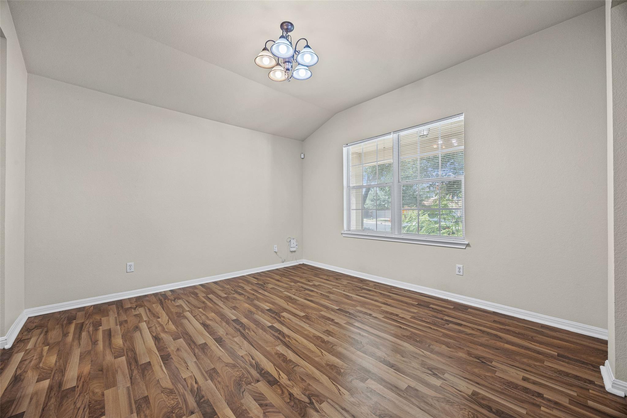 11612 Timber Heights Dr Property Photo 7