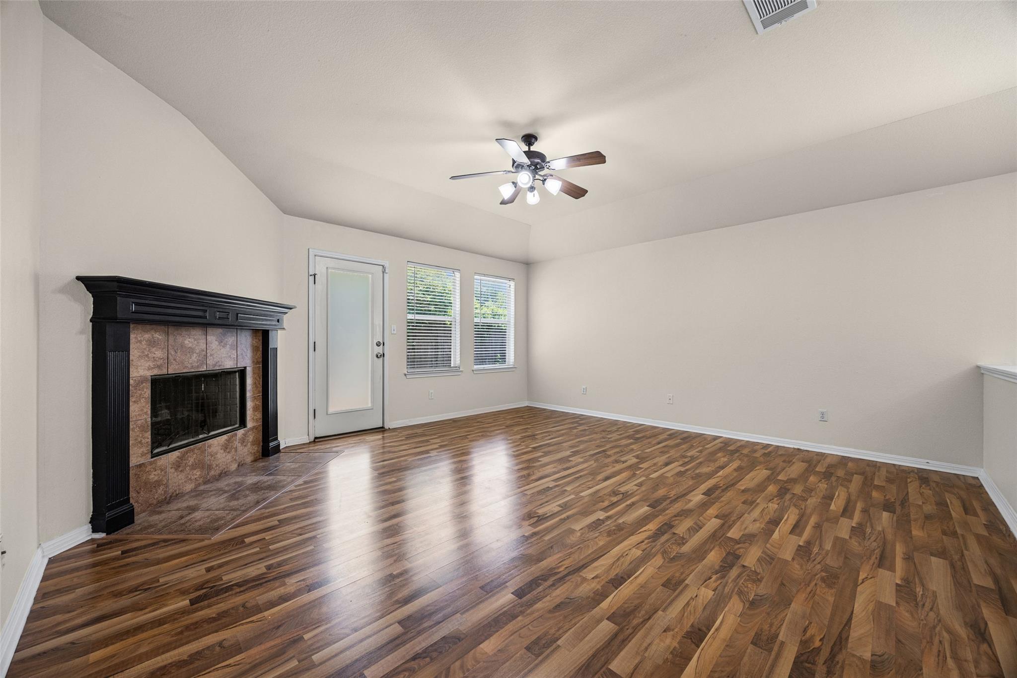 11612 Timber Heights Dr Property Photo 13