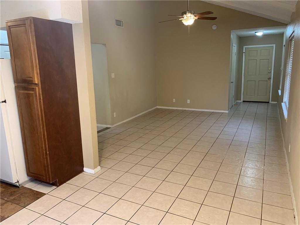 7208 Creekside Dr #a Property Photo 5