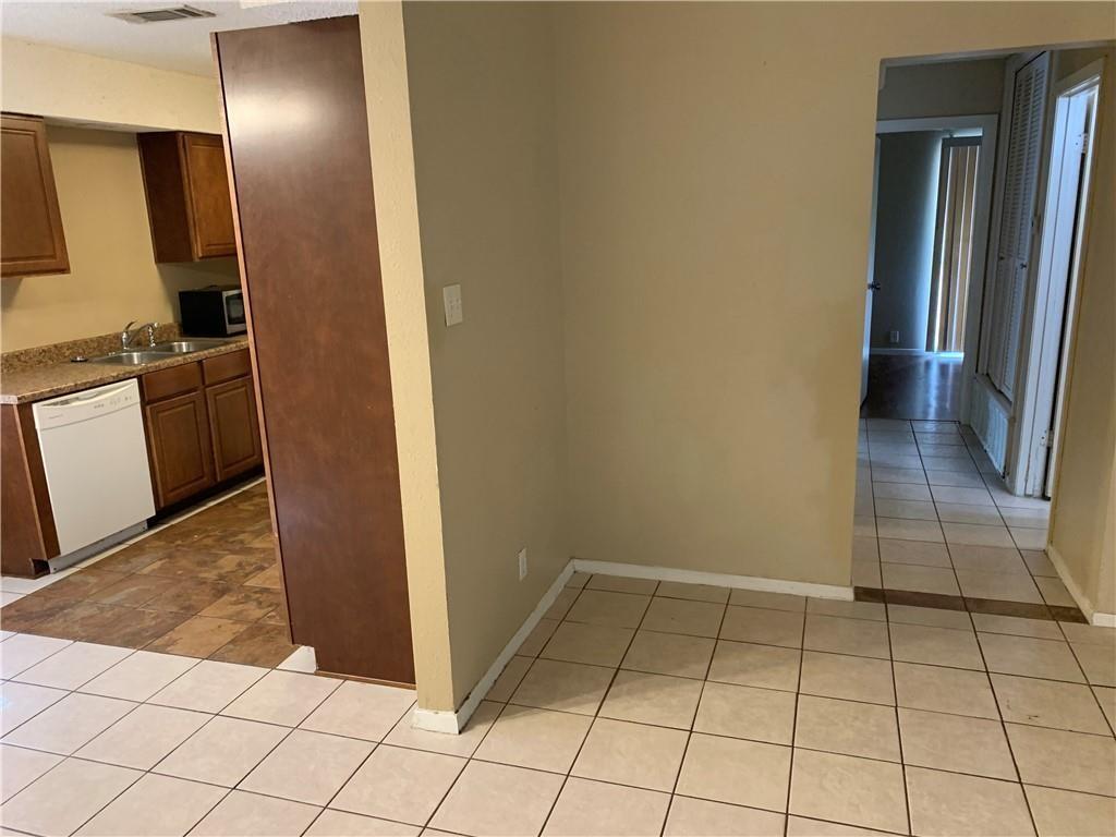 7208 Creekside Dr #a Property Photo 10