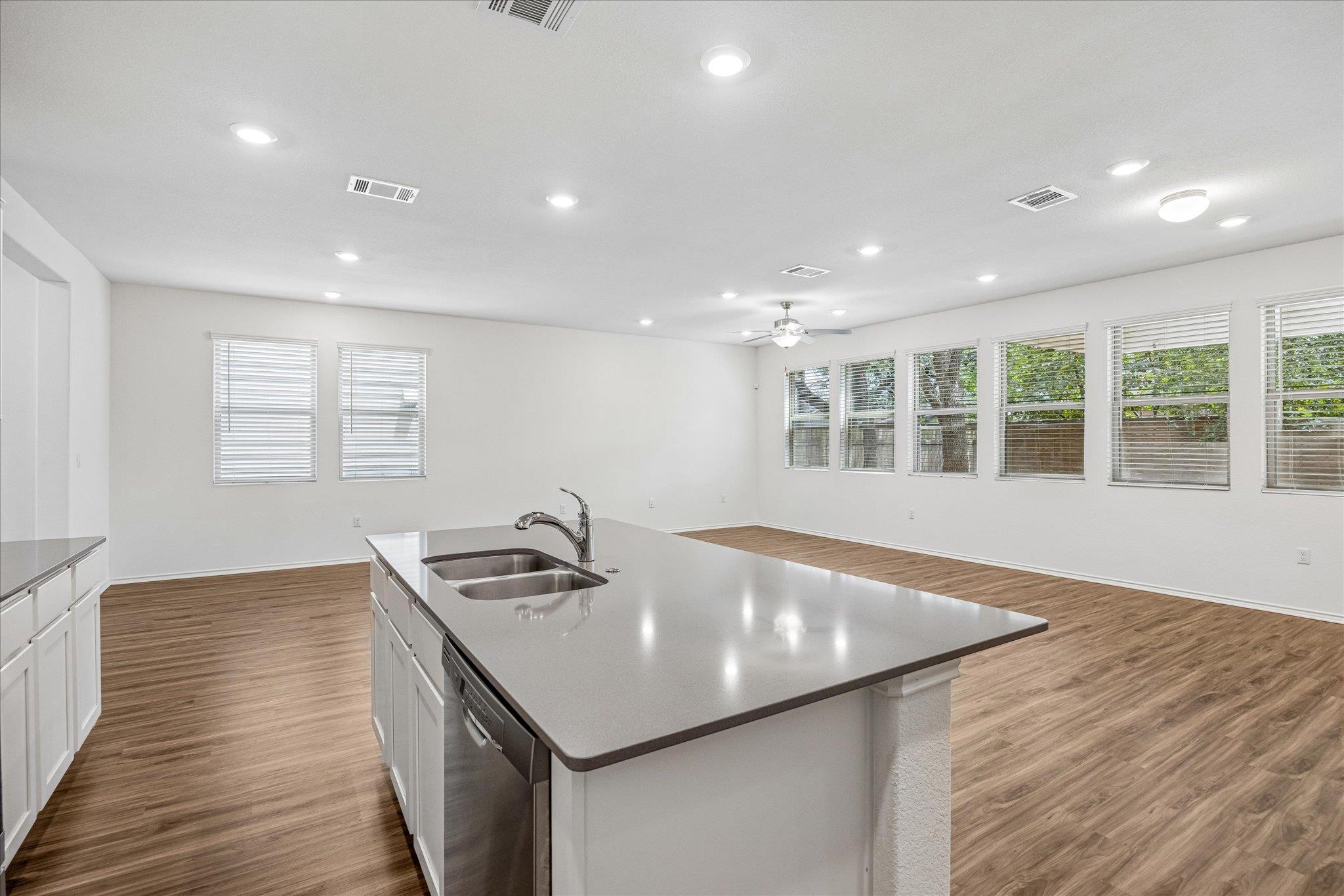10303 Buster Dr Property Photo 11
