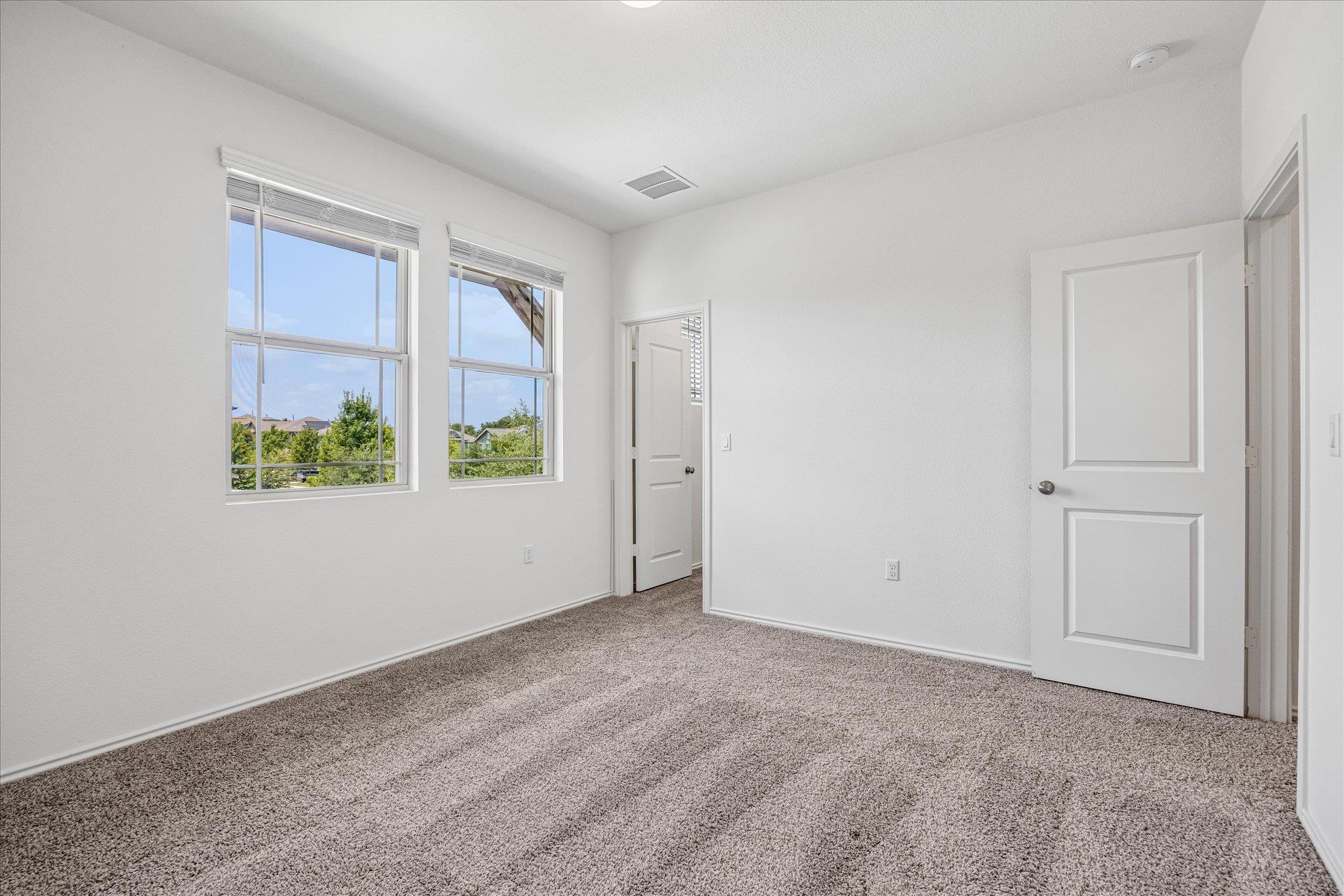 10303 Buster Dr Property Photo 25