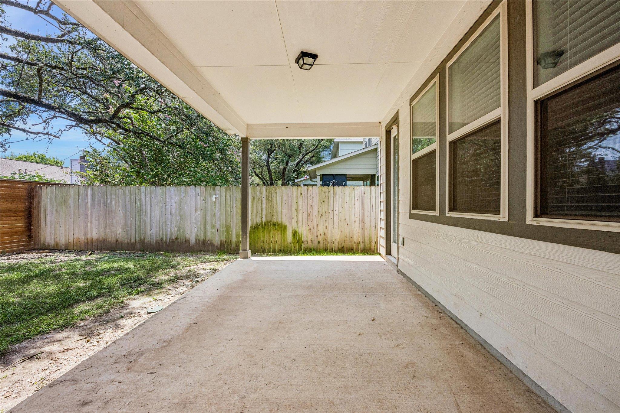 10303 Buster Dr Property Photo 28