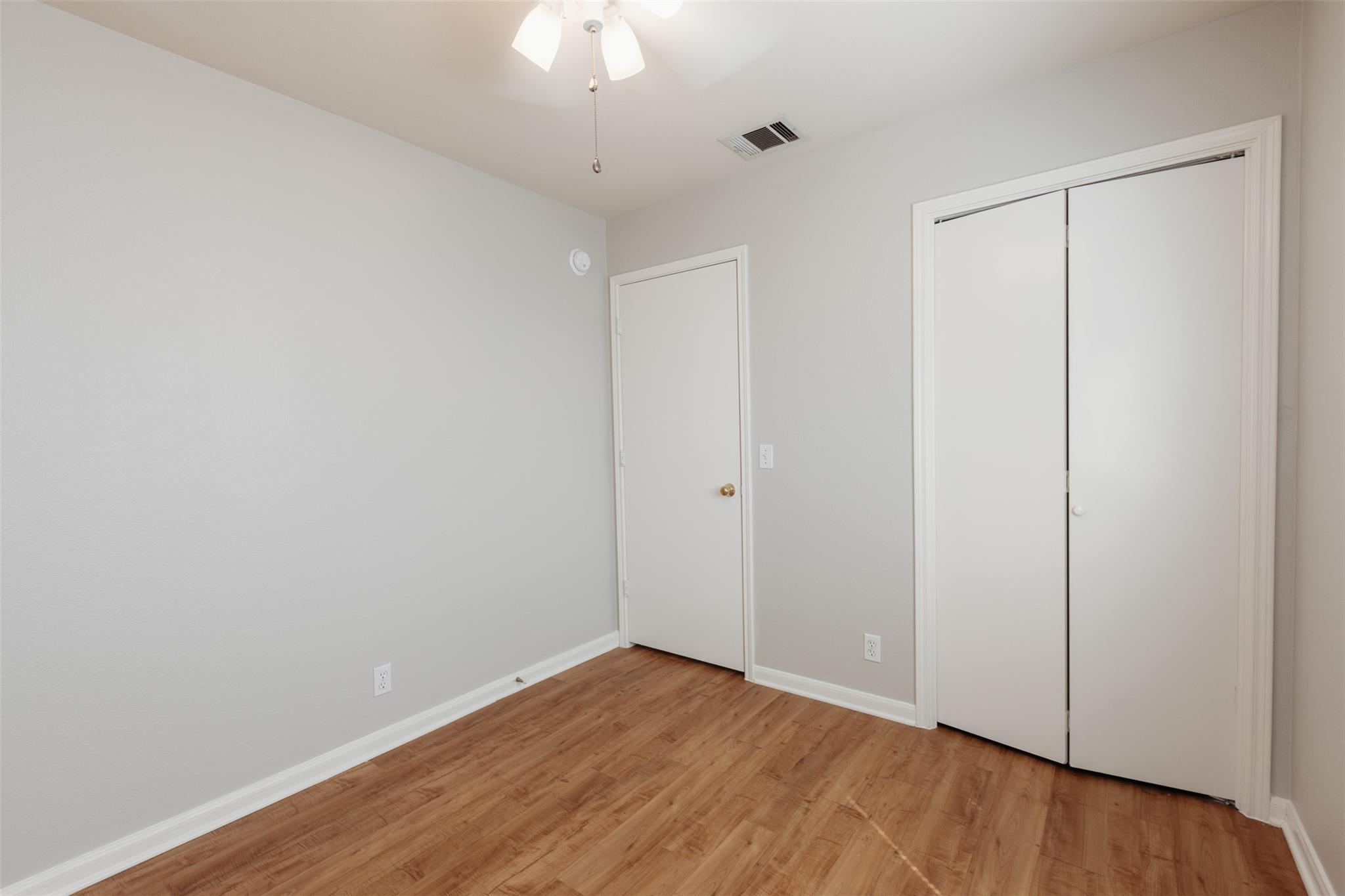 704 Red River Ln Property Photo 15