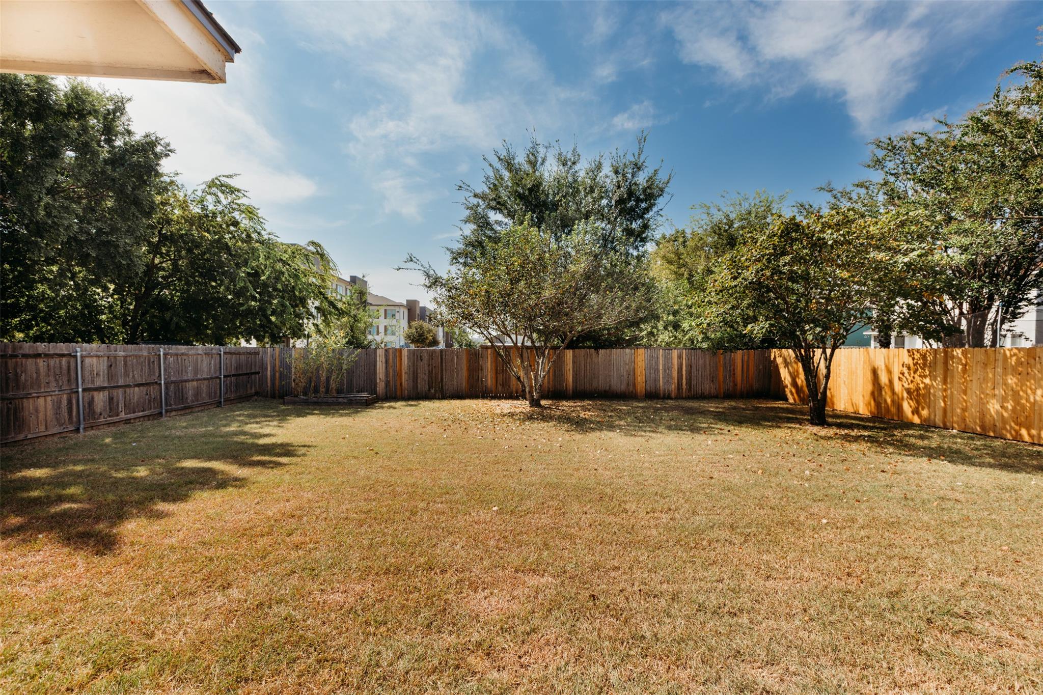704 Red River Ln Property Photo 19