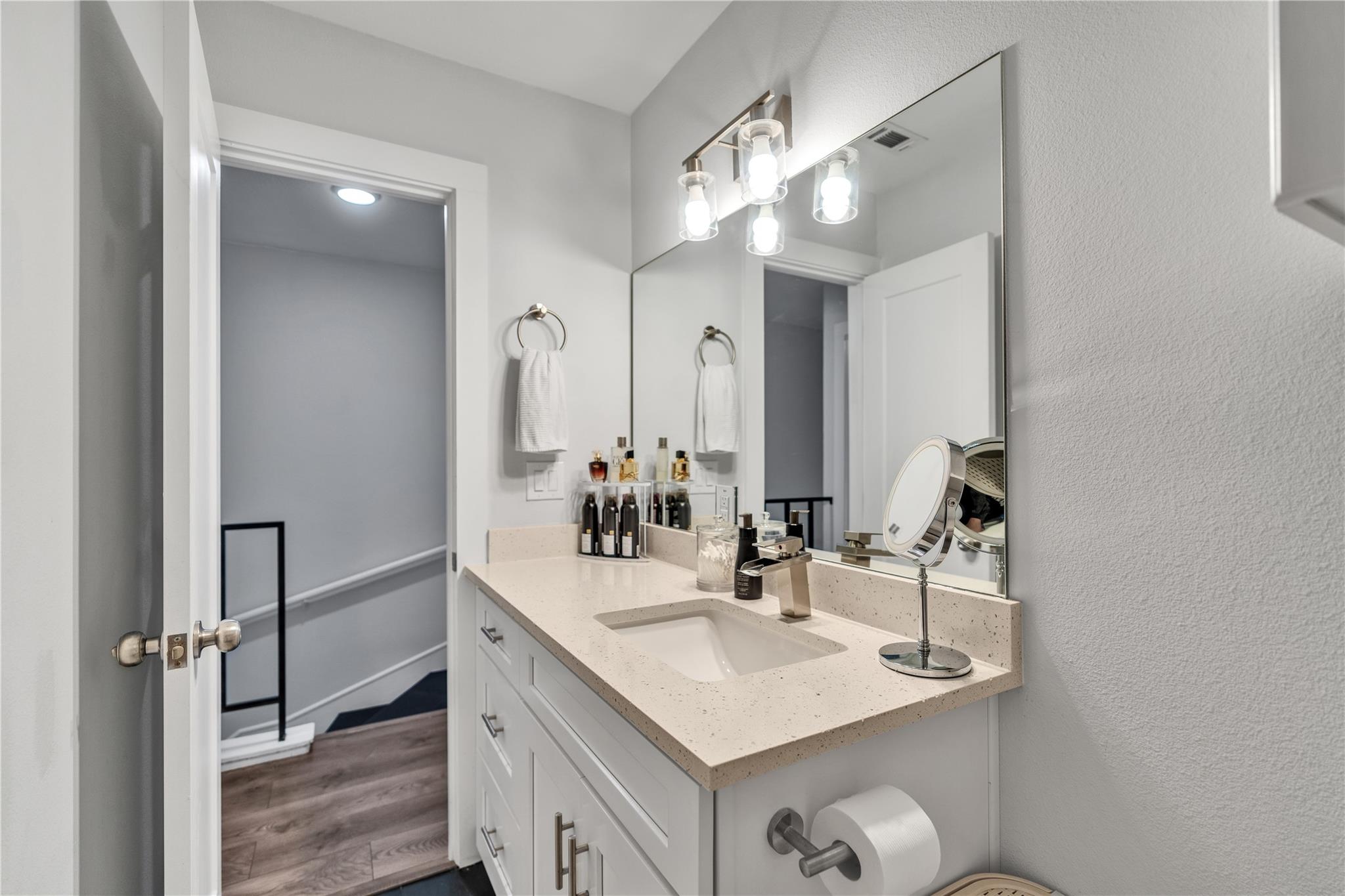 3808 Southway Dr #103 Property Photo 19