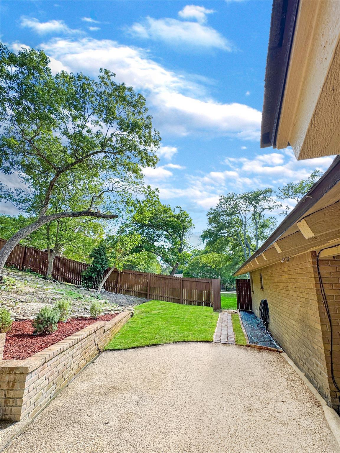 2809 Pecan Valley Dr Property Photo 36