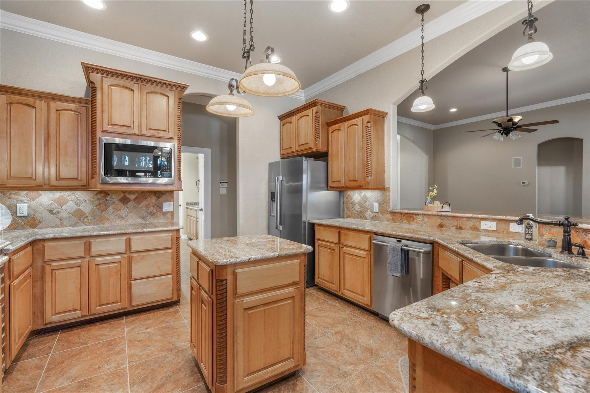 8006 Ridgeway Ct Property Photo 16