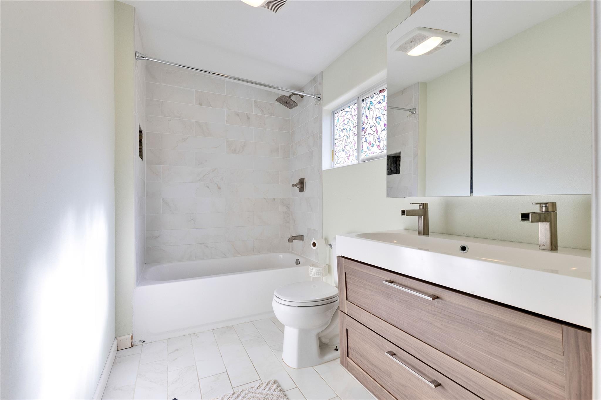 16213 Monks Mountain Dr Property Photo 19