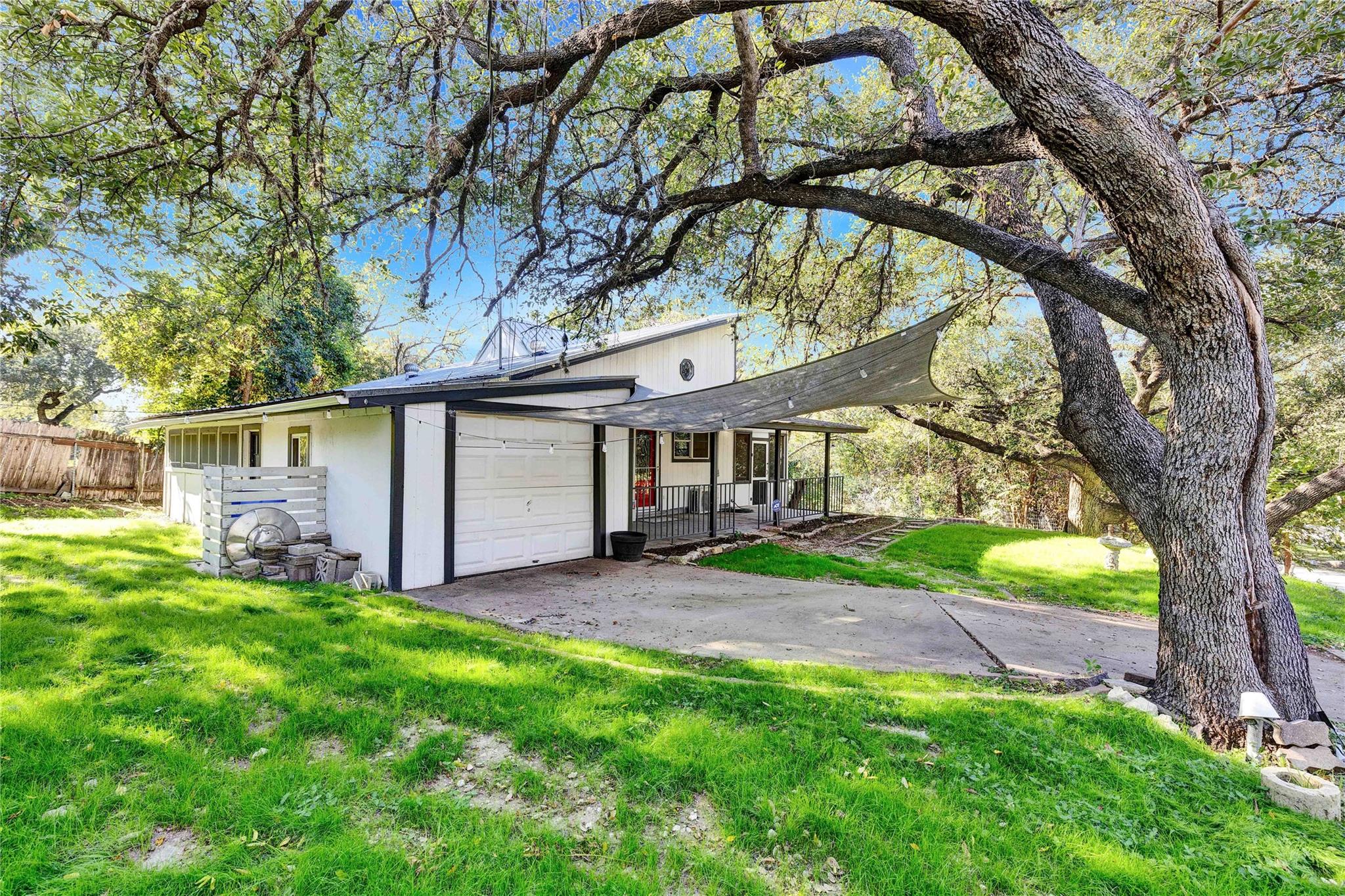 16213 Monks Mountain Dr Property Photo 32