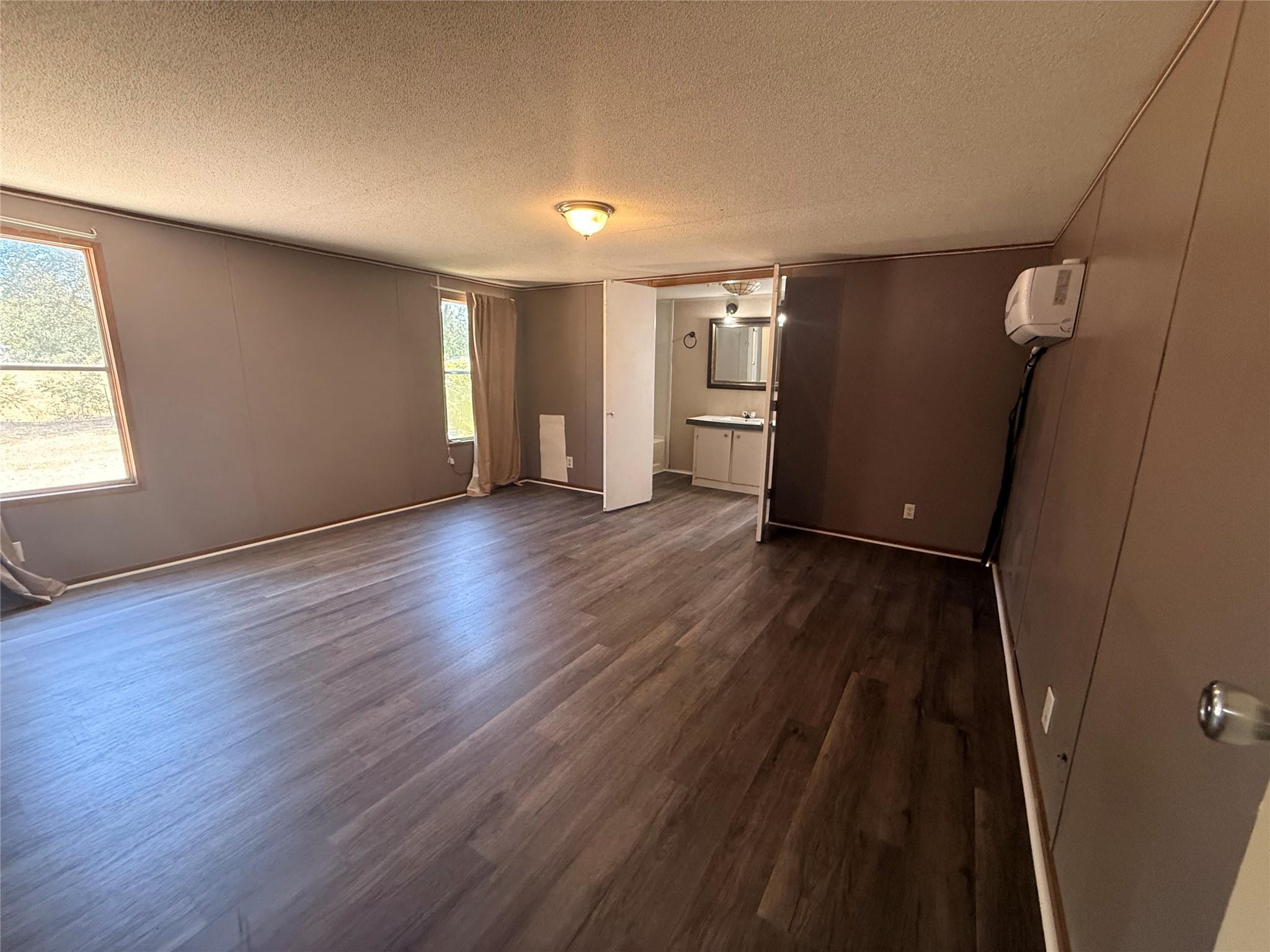 933 W Highway 71 None Property Photo 10