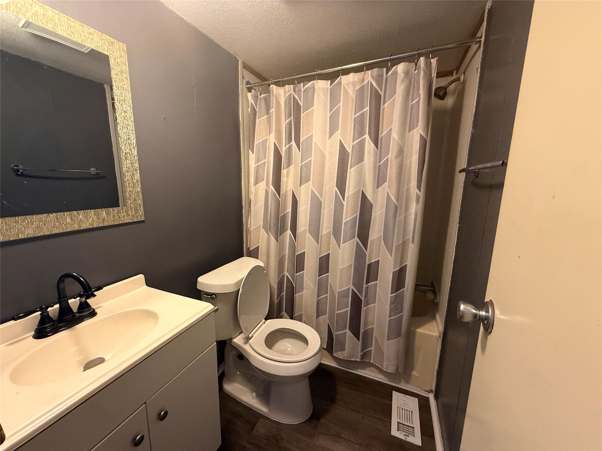 933 W Highway 71 None Property Photo 17