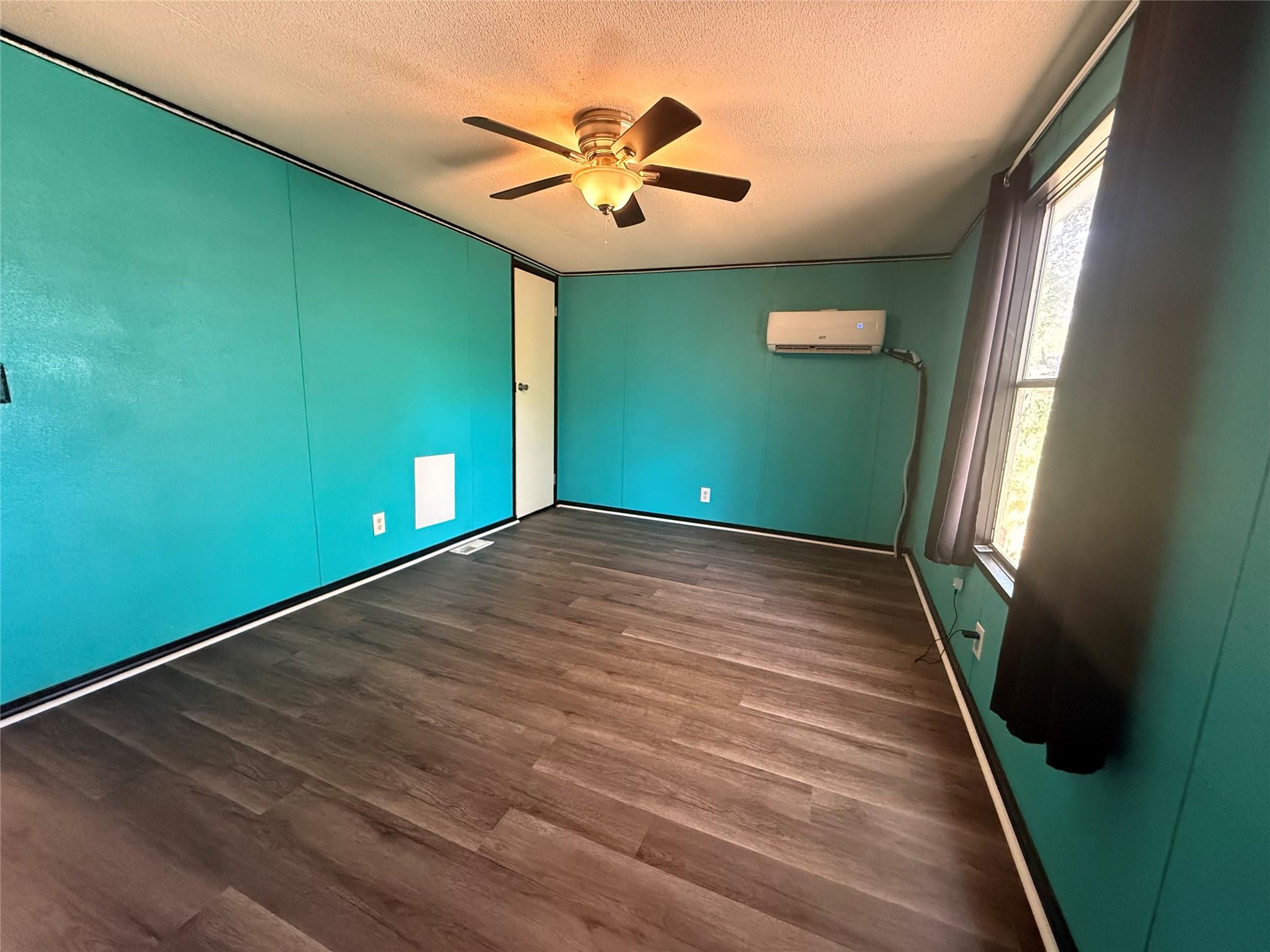 933 W Highway 71 None Property Photo 18