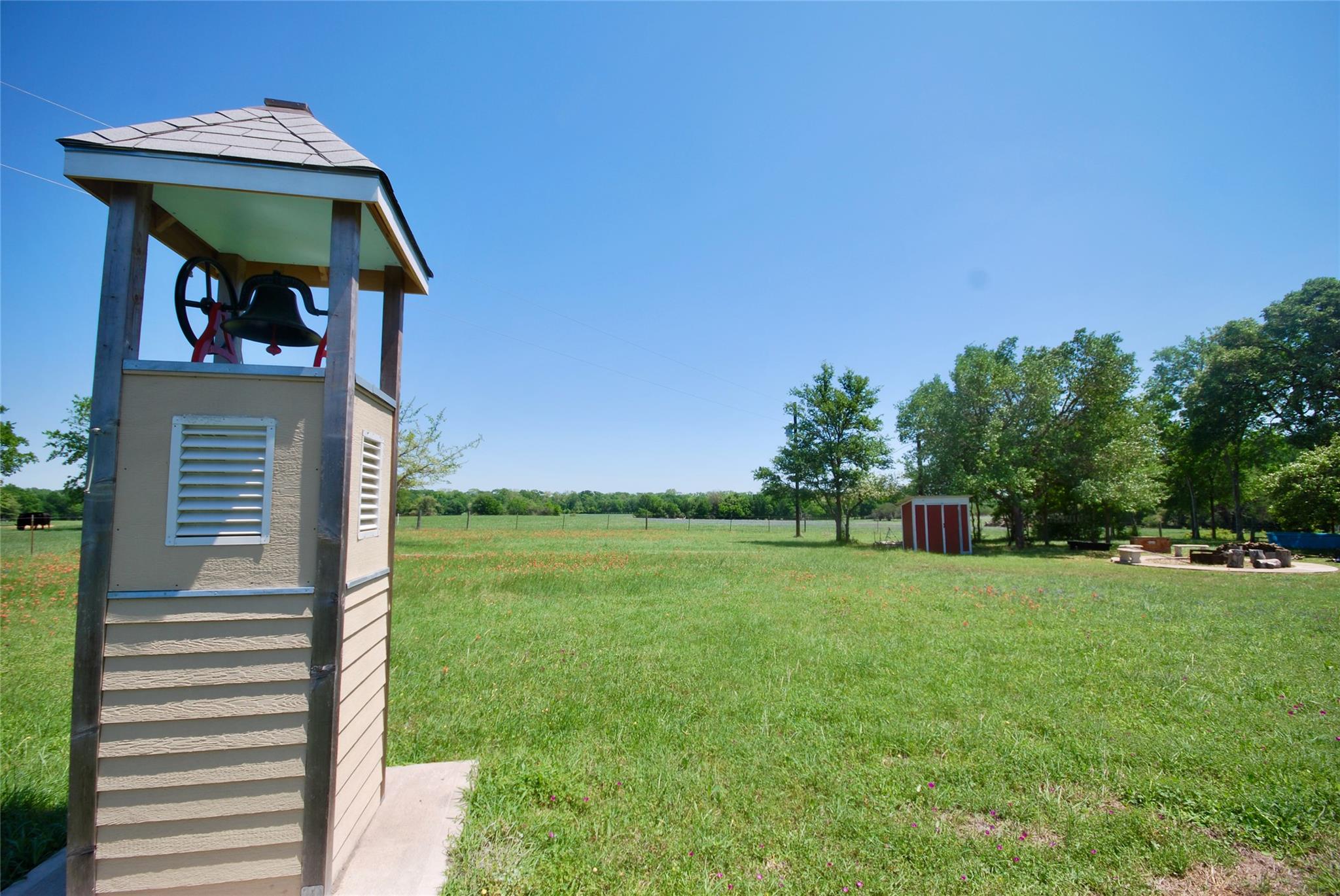 4255 Fm 957 Property Photo 26