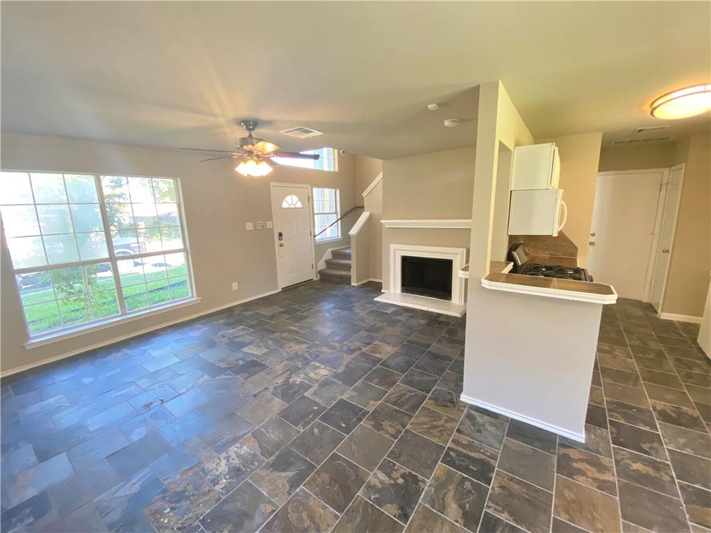 6417 Orange Blossom Way Property Photo 3
