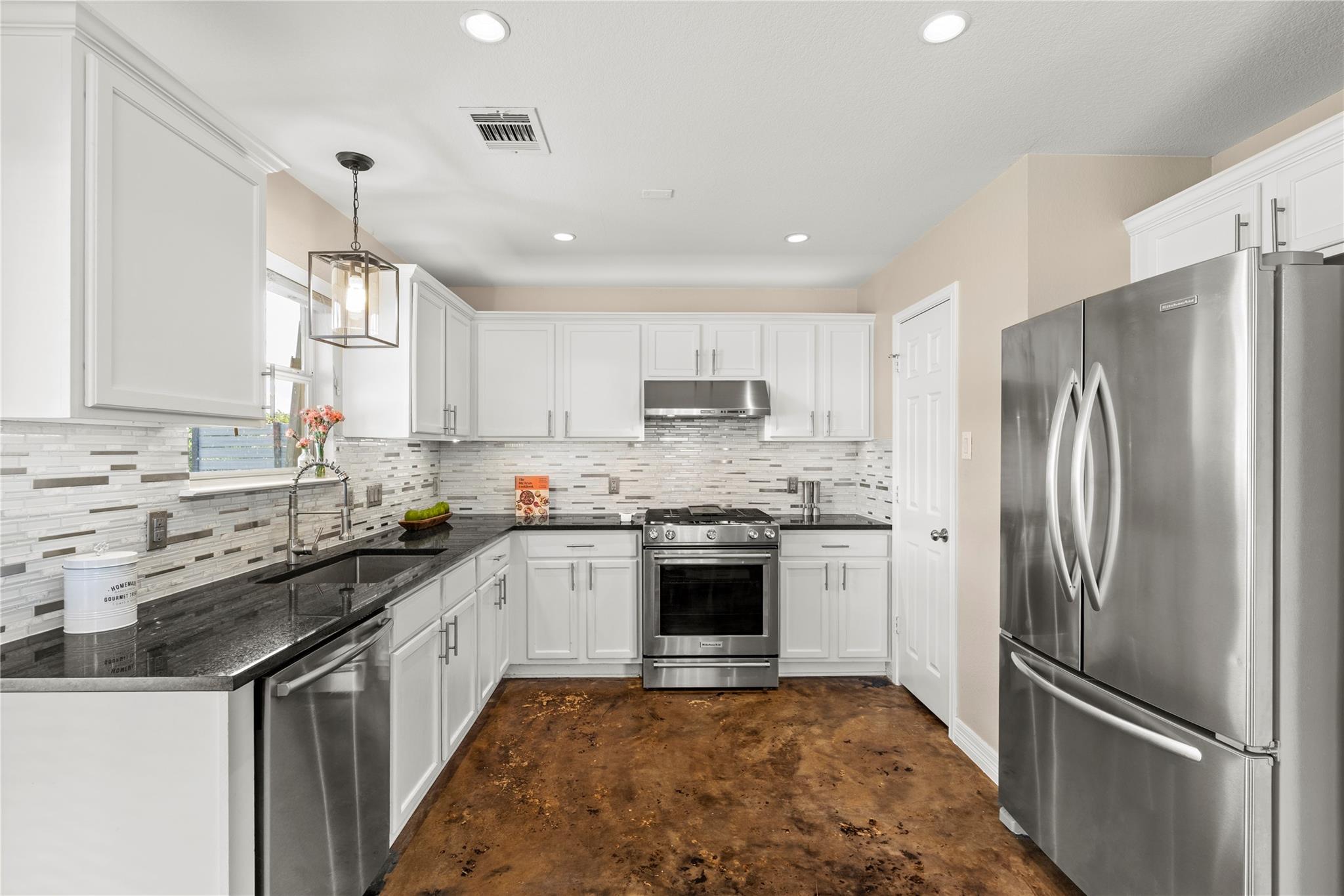 14621 Ginseng Cv Property Photo 9