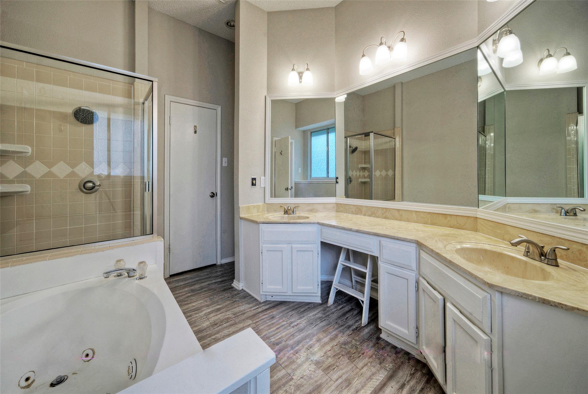 8105 Elkhorn Mountain Trl Property Photo 21
