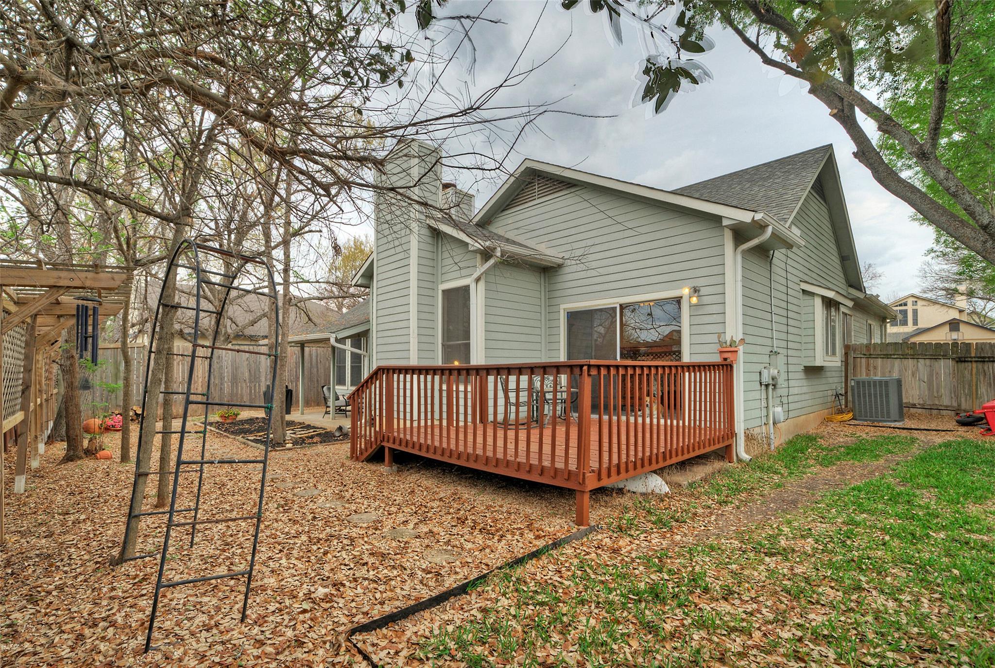 8105 Elkhorn Mountain Trl Property Photo 32