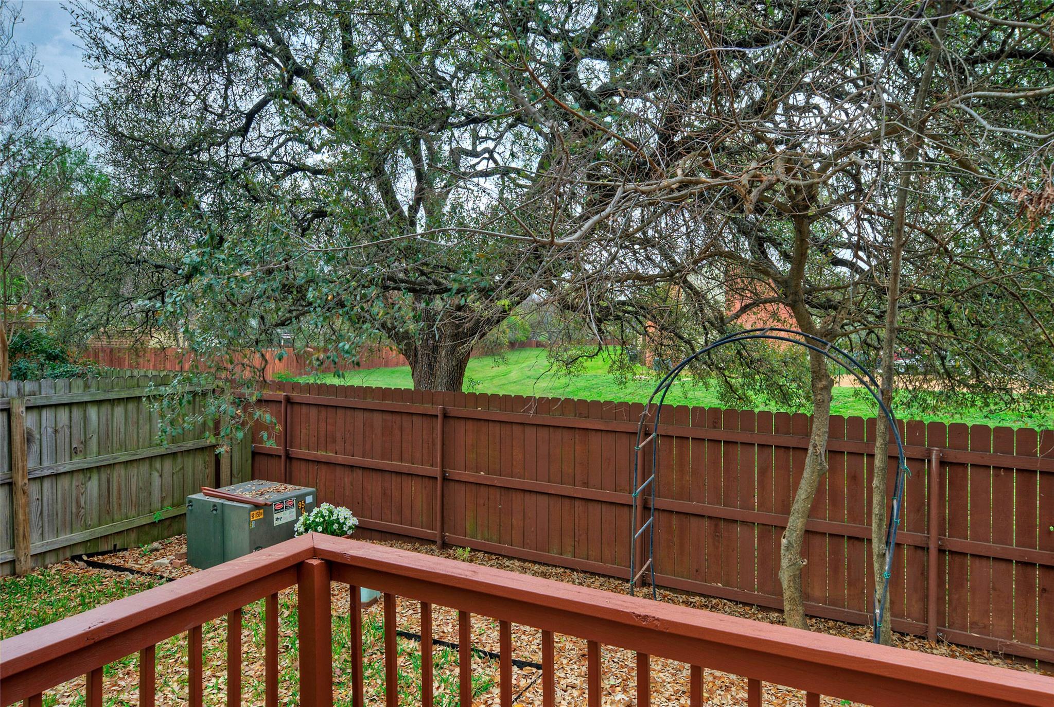 8105 Elkhorn Mountain Trl Property Photo 35