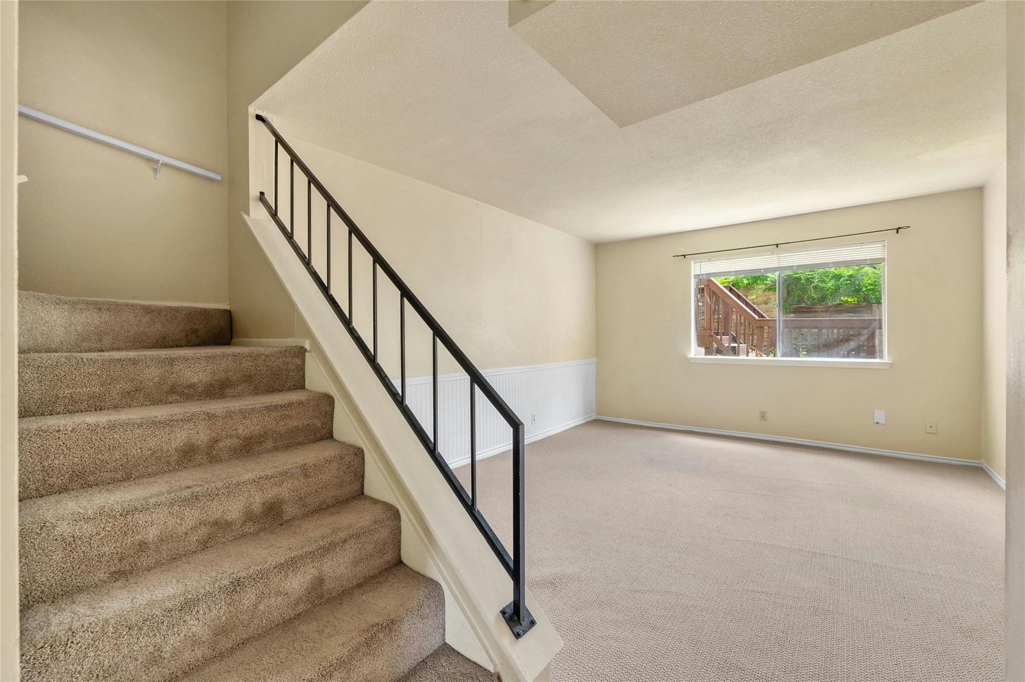 2316 Montclaire St #a Property Photo 8