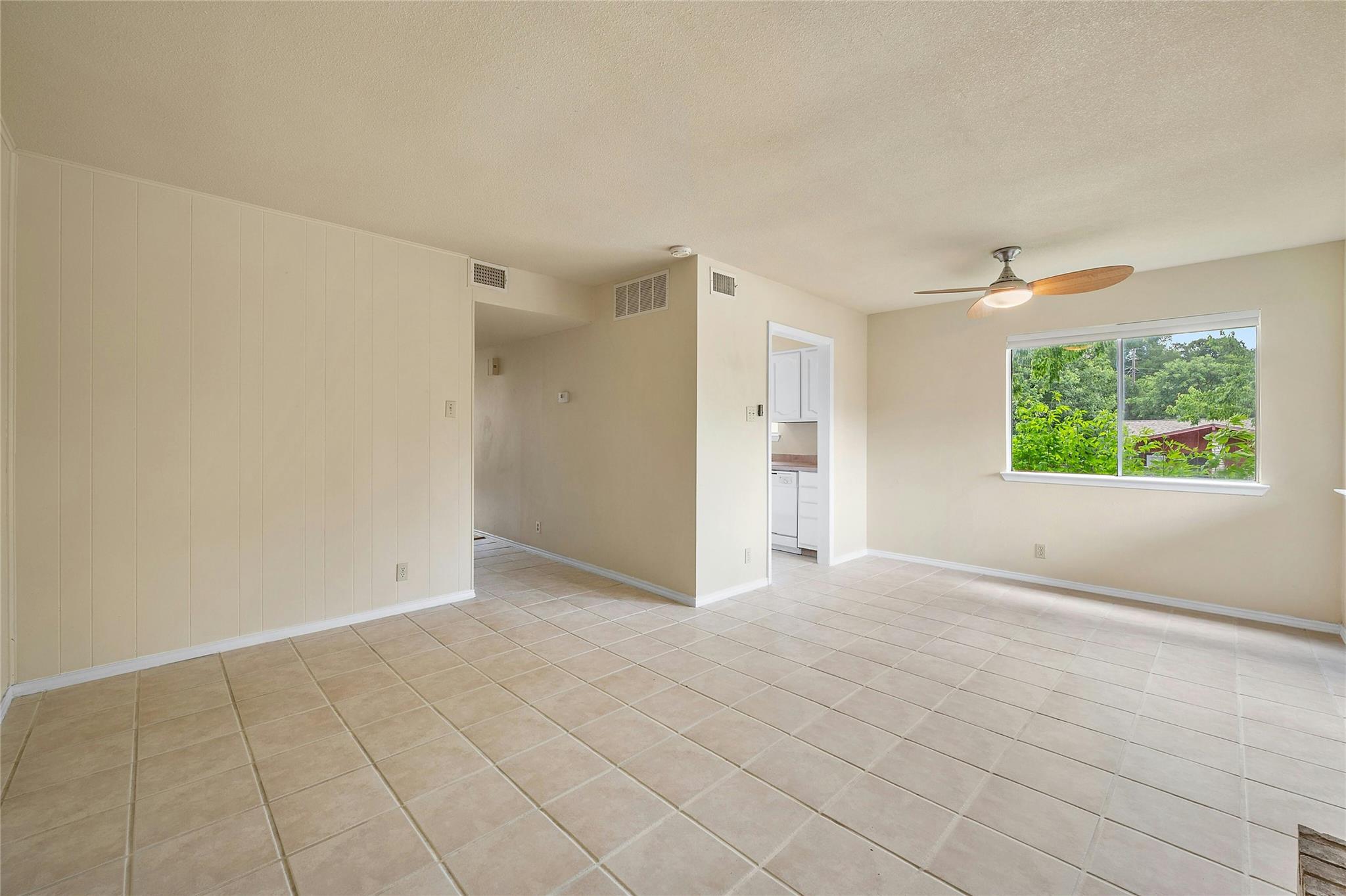 2316 Montclaire St #a Property Photo 10
