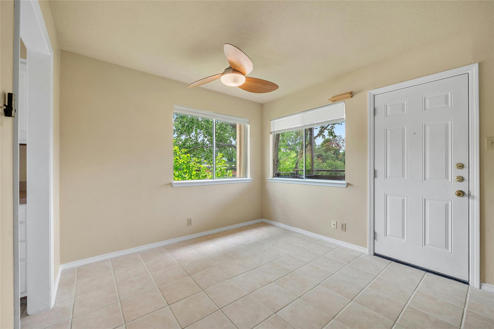 2316 Montclaire St #a Property Photo 13